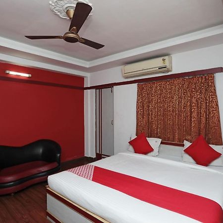 Oyo 26143 Hotel Abedin Kolkata Exterior photo